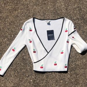 FOREVER 21 long sleeve cherry crop top